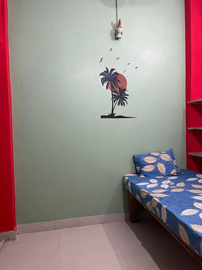 Indra Paying Guest House Варанаси Екстериор снимка
