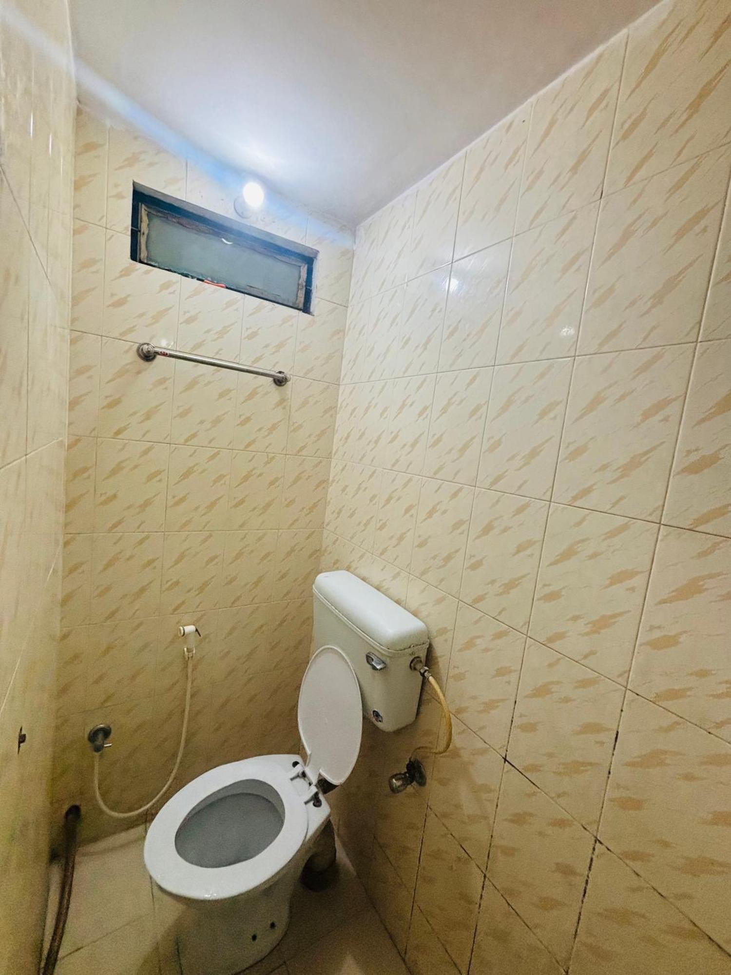 Indra Paying Guest House Варанаси Екстериор снимка